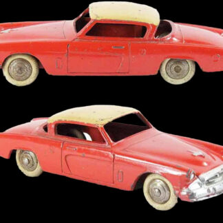 DINKY TOYS 1 / 43 ème STUDEBAKER COMMANDER orange / jouet ancien