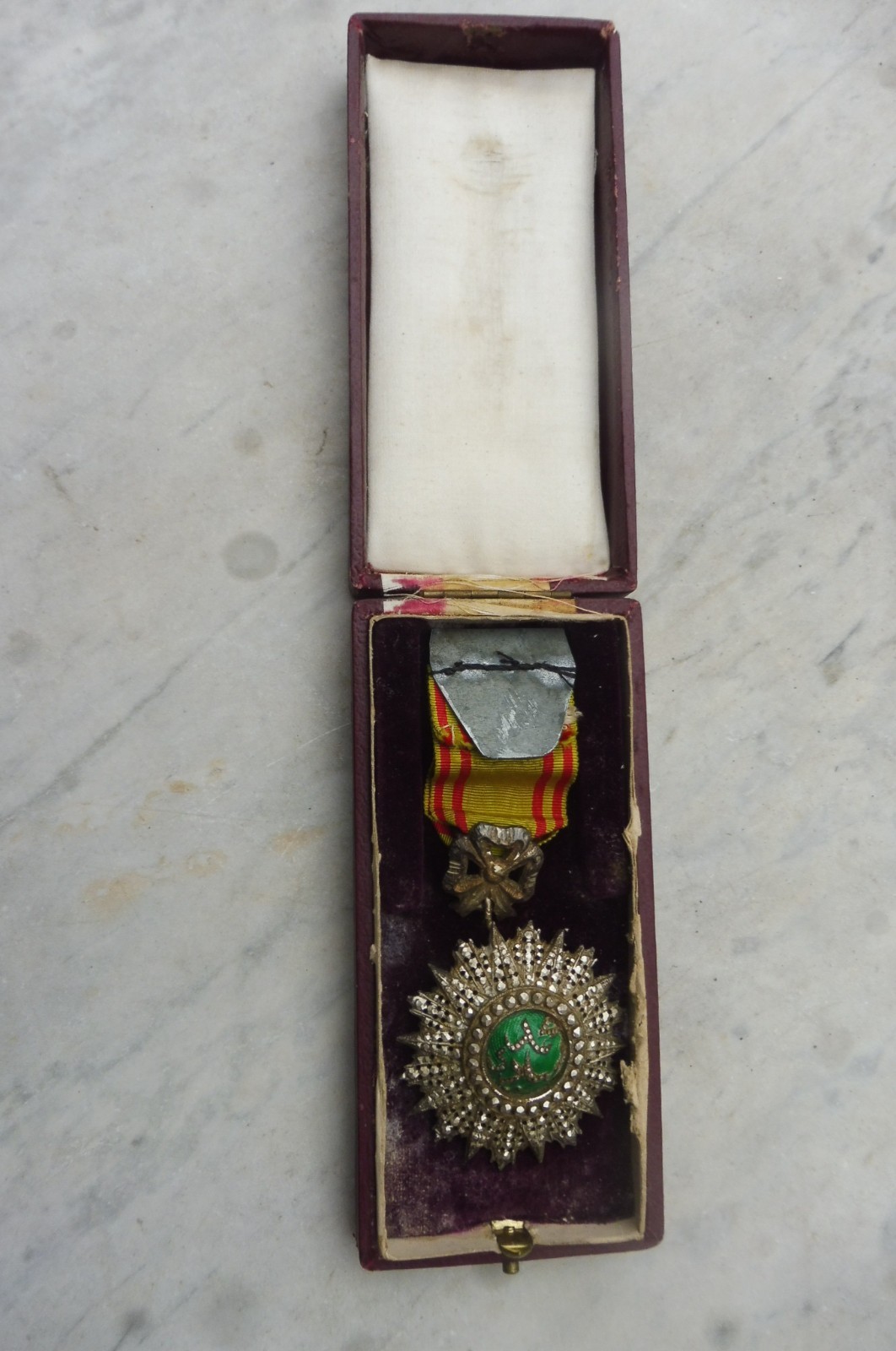 ordre du Nichan medaille decoration tunisie