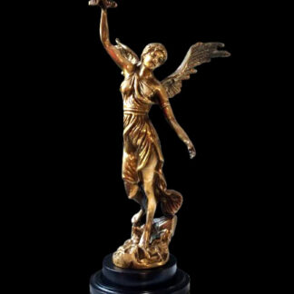 Statuette en bronze doré – Victoire ailée  Fin XIX -ème    Gilded Bronze Statue