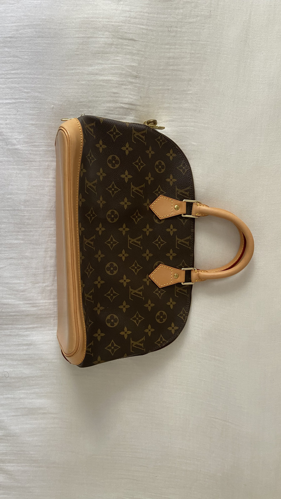 sac louis vuitton femme alma m51130