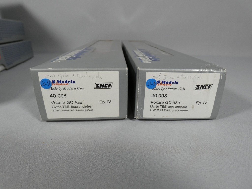 LS Models 40098 Grand Confort A8u, 2 dispo, boîte d'origine HO Train Miniature