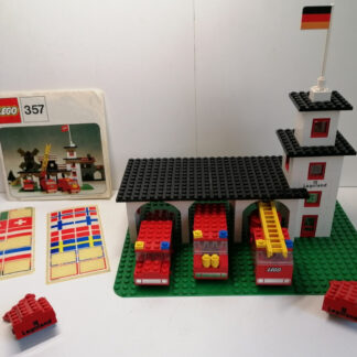 LEGO Vintage 357 LEGOLAND Fire House La caserne de pompiers - 1973 Vintage