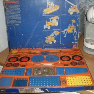 Meccano Anciens en Métal N°5 ( carton abimé).