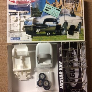 1/24 GUNZE-SANGYO G-182 : JAGUAR CABRIOLET XK-E TYPE E RESTAURATION PIECES/SPARE