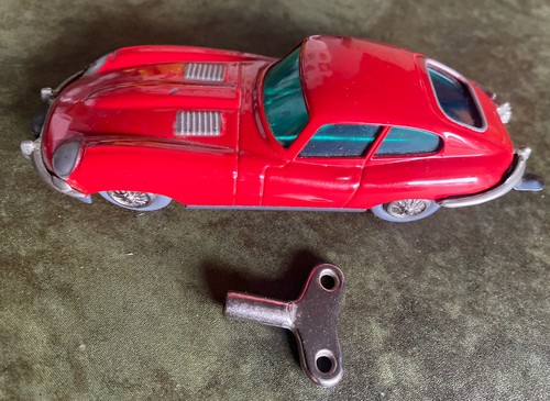 Schuco Micro Racer 1047/1 Jaguar E-Type // 3 U 0943