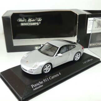 PORSCHE 911 CARRERA 4S 997 2005 Gris Clair MINICHAMPS 1:43