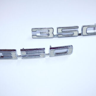 GM 3927485 Paire de Monogrammes "350" Chevrolet Camaro SS/RS de 1968 Origine New