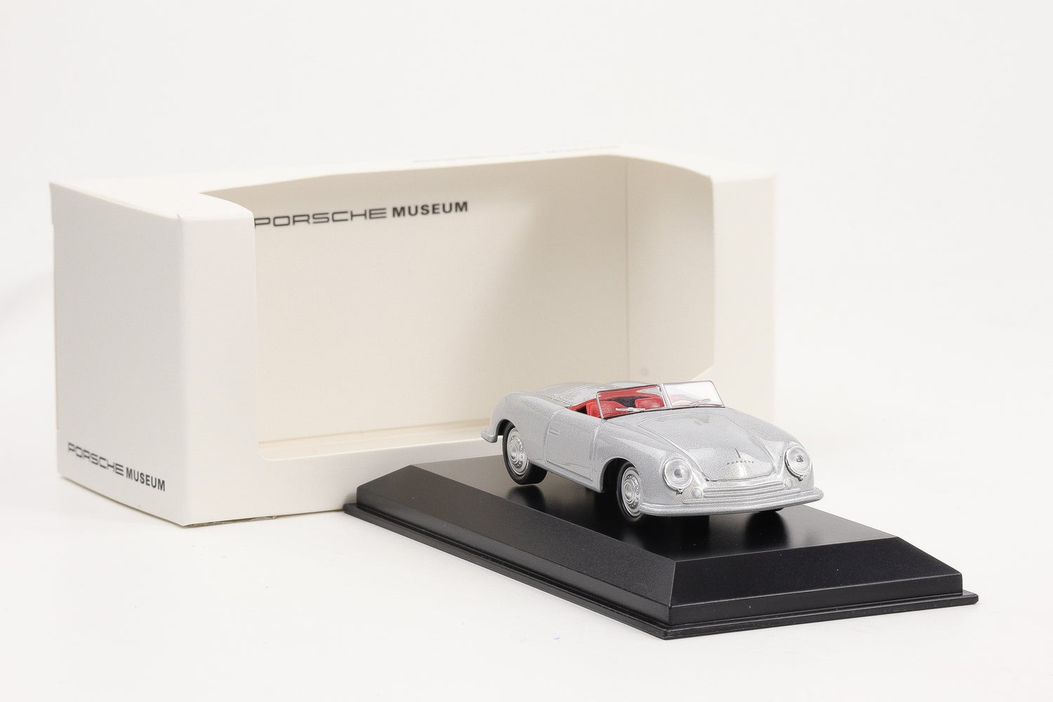 1:43 Porsche 356 N°1 1948 Argent Diecast Musée MAP