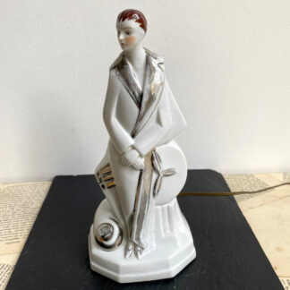 Lampe veilleuse Art Déco porcelaine Femme aux cheveux courts Brûle Parfum 1930