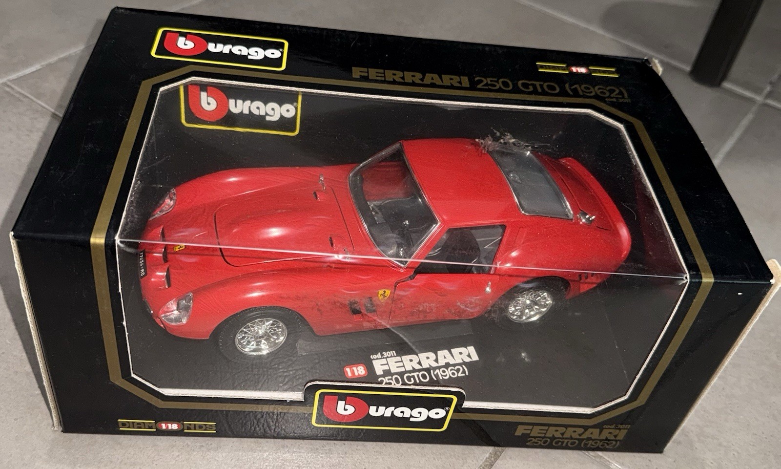 Ferrari 250 GTO 1962 – Burago 1/18 – Neuve en boîte !