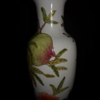 Antique Chinese Porcelain Tree Peach Fruit Fruitage Pot Jar Vase QianLong Mark