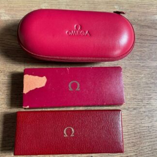 VINTAGE AUTHENTIQUE OMEGA Speedmaster Seamaster boîtier de montre rouge lot...