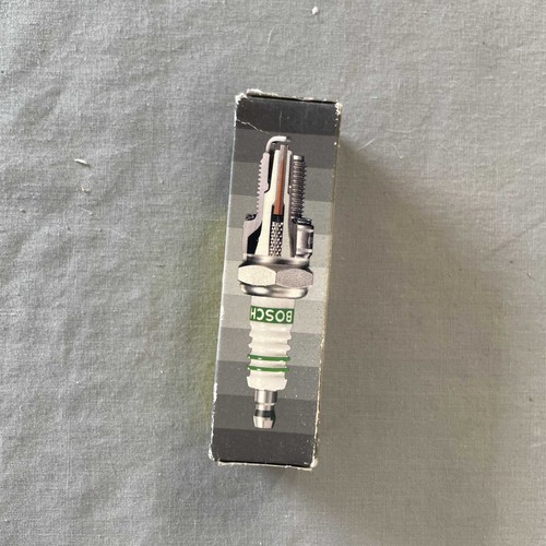 Vintage Bosch Super Spark Plug Germany Copper Core NOS Classic Car Motorcycle OE – Image 3