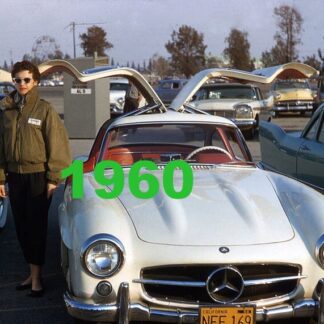 RARE PHOTO 18x24 cm ........ MERCEDES 300 SL "GULLWING" ET JOLIE FEMME, USA 1960