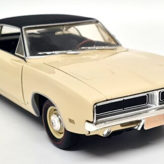 Ertl 1/18 - Dodge Charger R/T 1969 Light Cream Diecast Scale Model Car