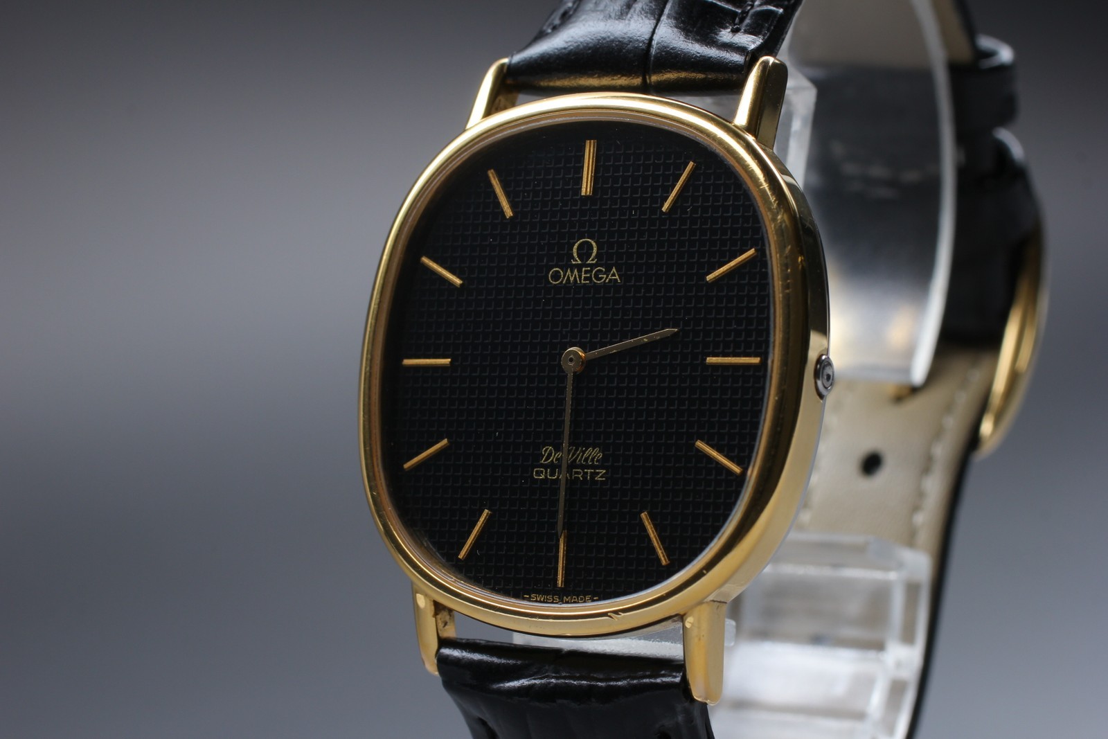 Vintage 1979 Omega De Ville Quartz Noir Cadran Géométrique Ref.191.0093...