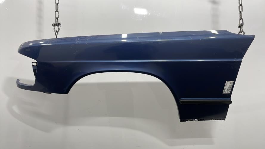 Aile avant gauche MERCEDES 190 W201 PHASE 1 2018811701