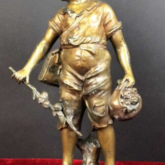 LE DEVIDEUSE. FIGURE EN BRONZE. MAXIM, FRANCE. XIX-XX SIÈCLE.