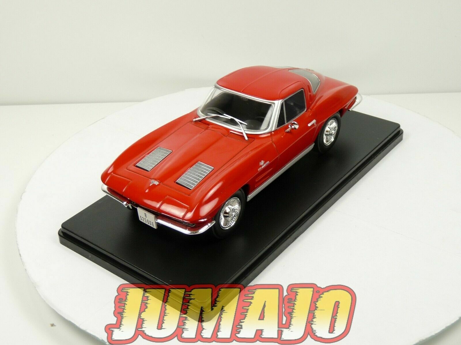 VQ46 Voiture 1/24 SALVAT Models : CHEVROLET Corvette Stingray 1963