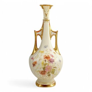 Royal Worcester Porcelaine Vase, Peint à la Main Chrysanthèmes & Doré Poignées,