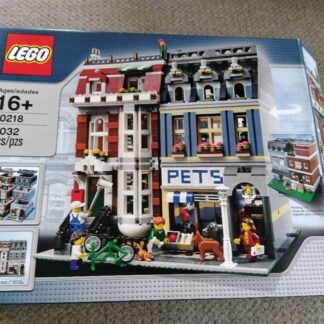LEGO Creator Expert Modular Buildings Pet Shop 10218, 2011. Occasion retiré d...