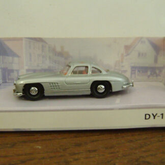 Voiture miniature 1/43 DINKY MATCHBOX - 1955 - Mercedes Benz 300 SL GULLWING