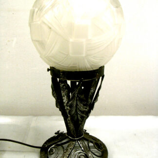 🇫🇷 ANTIQUE RARE LAMPE ART DÉCO NOUVEAU GLOBE VERRE MOULÉ PRESSÉ PIED FER FORGÉ