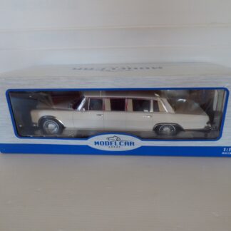 Mercedes Benz 600 Pullman de 1969 MODEL CAR GROUP MCG  1/18