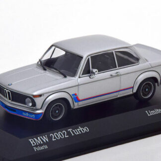 BMW 2002 TURBO 1973 POLARIS SILVER SERIE 02 MINICHAMPS 943022205 1/43 500 PIECES