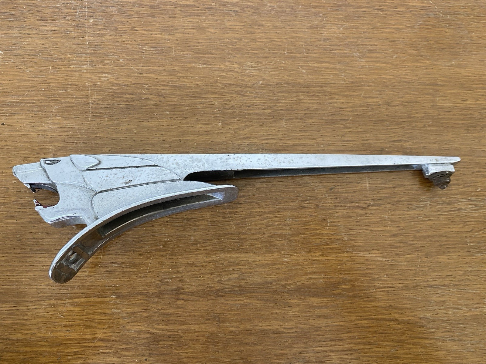 Insigne Mascotte De Capot PEUGEOT 403 Voiture Ancienne Vintage #C432