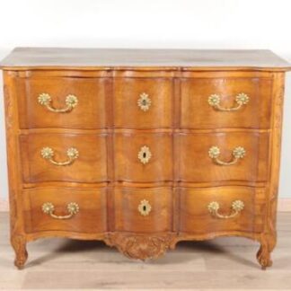 Commode dauphinoise d'époque XVIIIe siècle