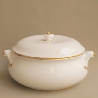 Soupière ronde - Manufacture Royale de Sèvres - Porcelaine dure - XVIIIe