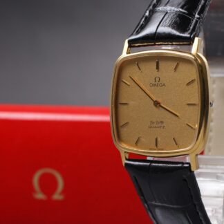 Boîtier [Vintage] Montre Homme OMEGA De Ville Cal.1365 Cadran Carré Or...