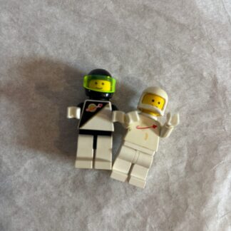 lego figurines vintages astronautes