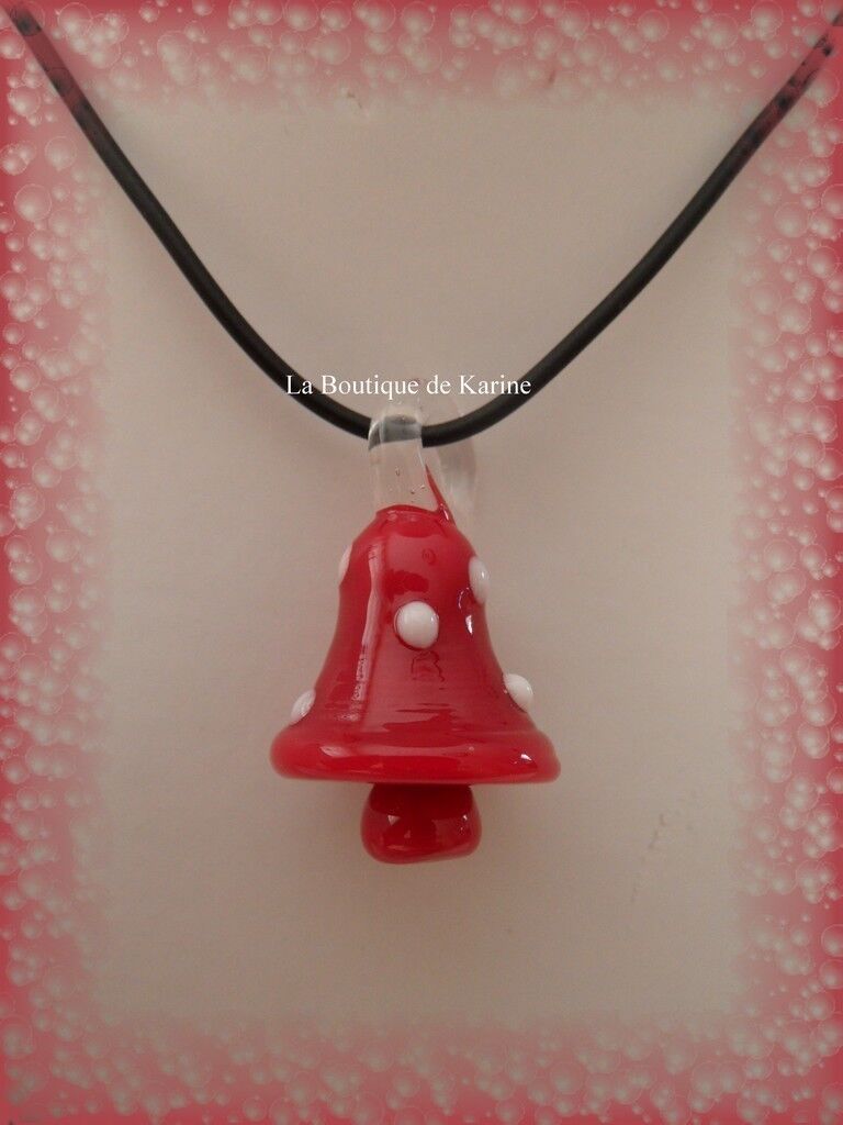 BIJOUX - COLLIER PENDENTIF FANTAISIE ENFANT EN VERRE FORME CHAMPIGNON ROUGE AE6