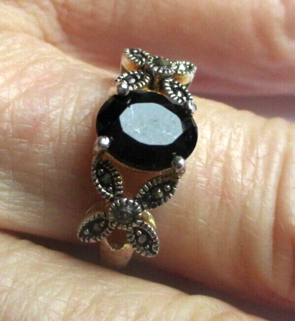 Ancienne Bague argentée cabochon cristal diamant noir bijou vintage Taille 56