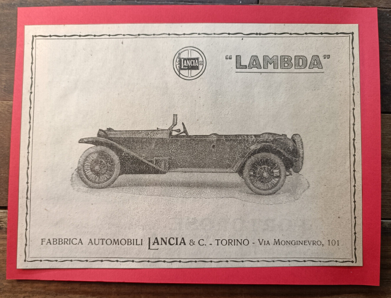 1925 Turin En Publicité Avec Lancia Lambda