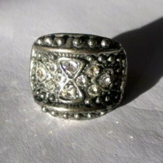 Ancienne bague couleur argent cristaux diamant bijou vintage taille réglable