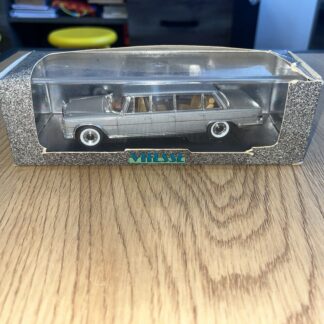 Vitesse - Mercedes Benz 600 Pullman 1965 - Ref 033 - Voiture Miniature 1/43 C12