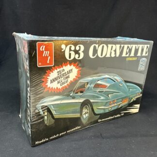 SEALED Vintage AMT '63 Corvette Stingray Street Rods 1:25 Scale Model Kit A163