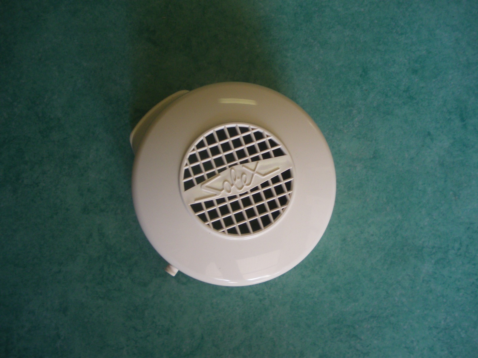 Capot volant magnétique blanc solex 3800 / 5000