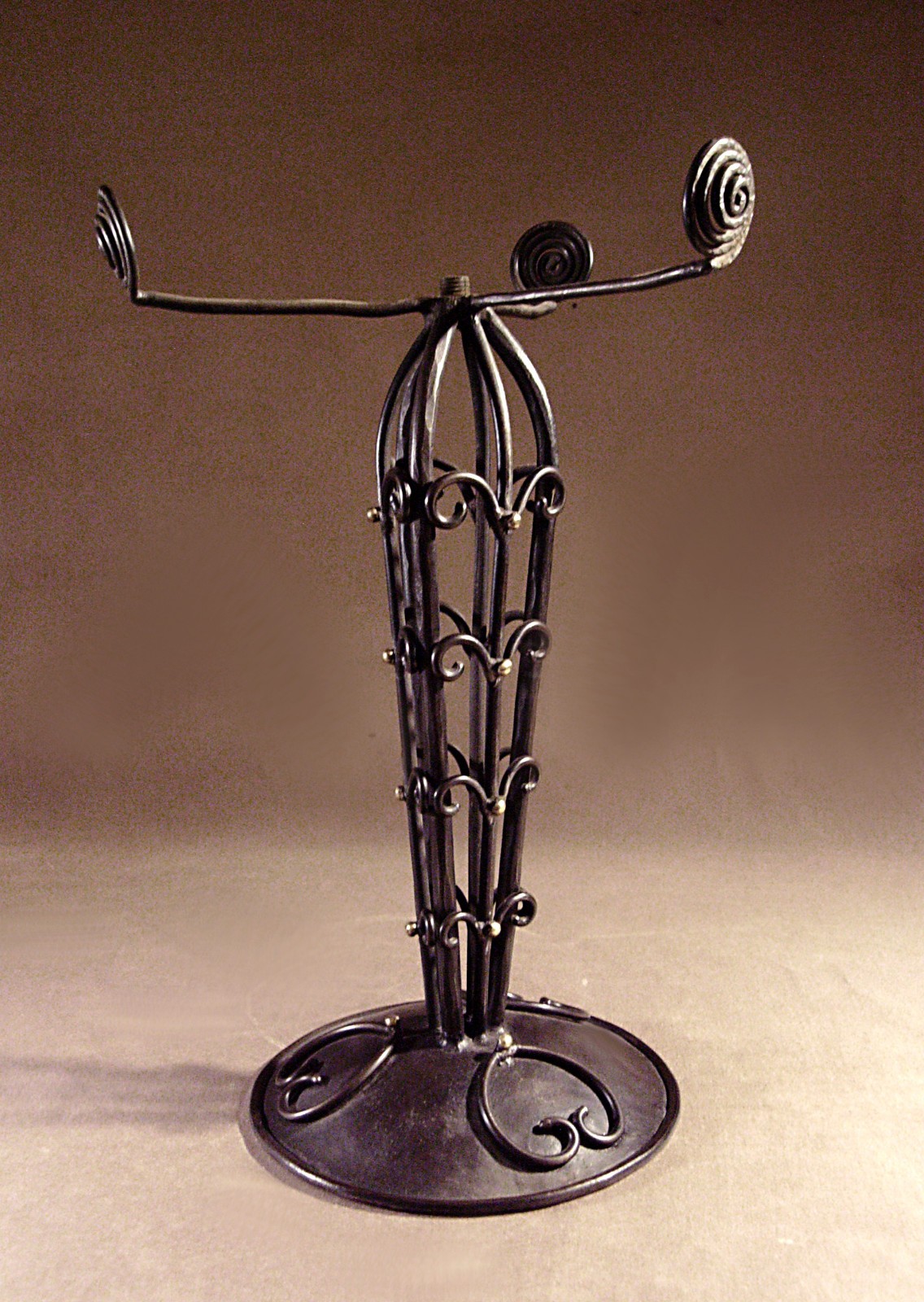 Pied de lampe art déco en fer forgé et laiton