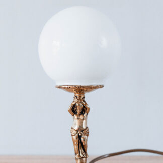 Petite Lampe Vintage Verre Globe et Pied en Laiton Représentant un Enfant
