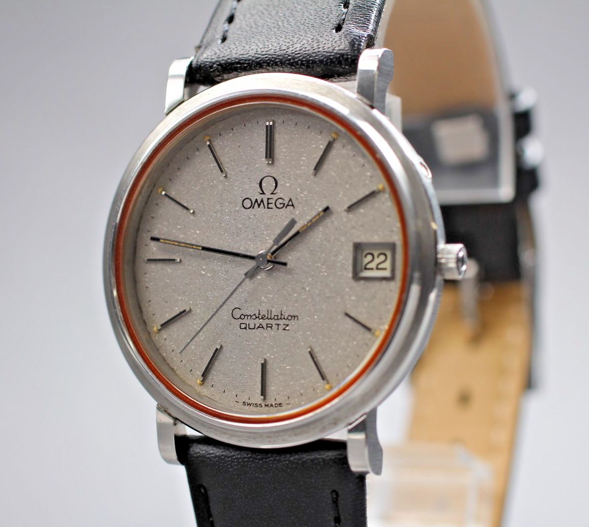 Montre pour homme Omega Constellation QZ 1332 cadran argenté texturé date 34 ...