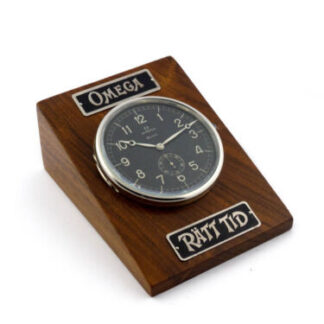 Omega Borduhr / Autouhr mit 8-Tagewerk