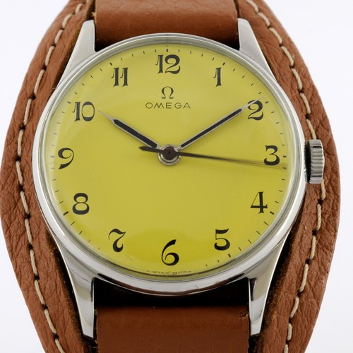 SWISS 1944 OMEGA VINTAGE REF 2391 MANUAL WIND STEEL MIDSIZE WATCH WORKING WELL