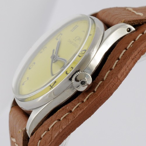 SWISS 1944 OMEGA VINTAGE REF 2391 MANUAL WIND STEEL MIDSIZE WATCH WORKING WELL