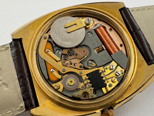 Vintage OMEGA 196.0030 Genève Megaquartz 32 KHz Brown Dial Cal Ω 1310 - 39 mm