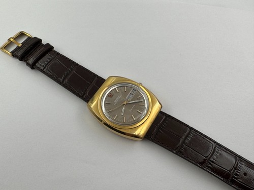 Vintage OMEGA 196.0030 Genève Megaquartz 32 KHz Brown Dial Cal Ω 1310 - 39 mm