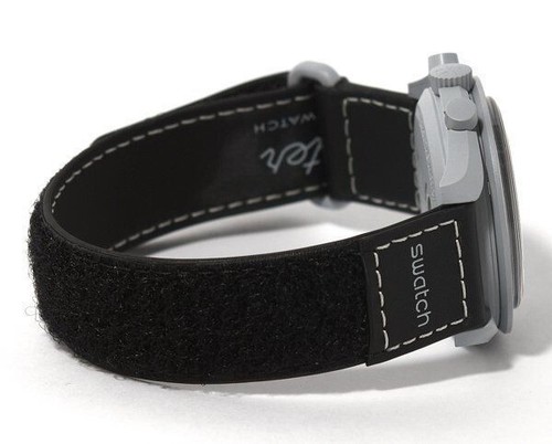 Swatch x Omega Moonswatch Mission To Earthphase SO33M700 Black Gray New